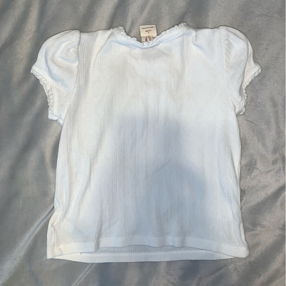 GAP X DOÊN girls White puff short sleeve pointelle knit shirt rosette size 5 - Picture 3 of 4
